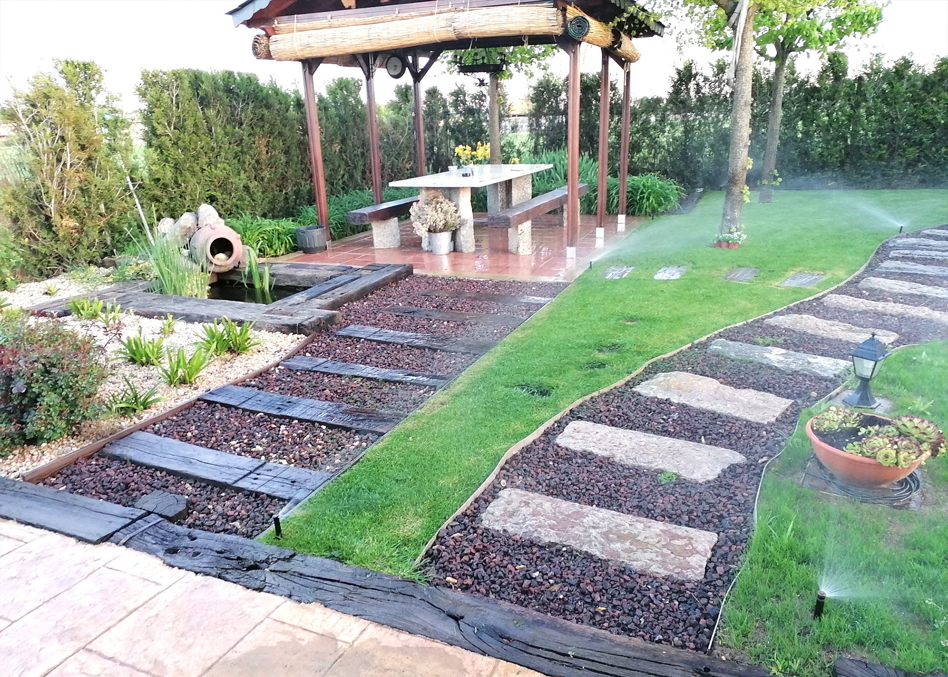 Construcción de jardines en La Robla