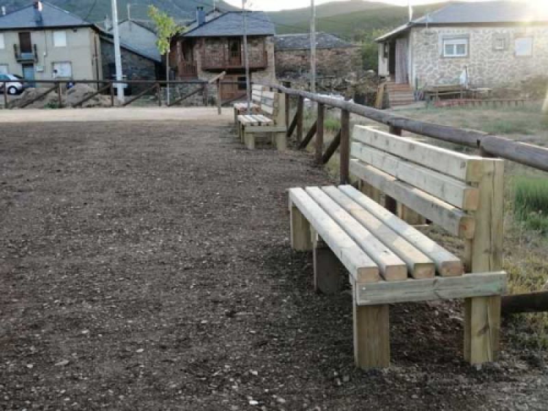 Bancos de jardín en madera